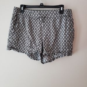 Black and white patterned shorts
